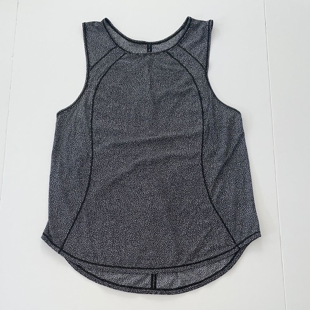 Lululemon Tank Top | 6 b&w pattern - Picture 2 of 13